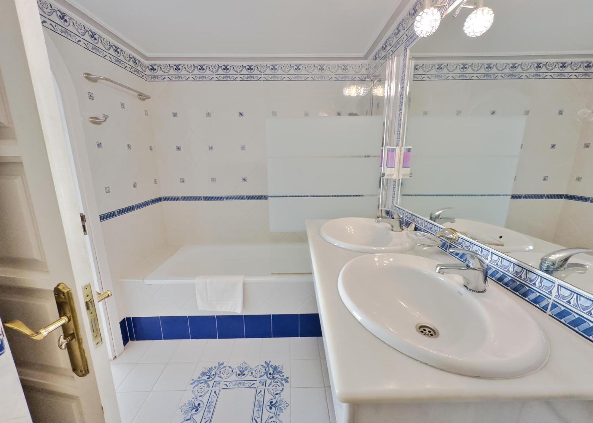 Skol 508 West Facing Duplex Apartment With Amazing Sea Views Marbella Exterior foto